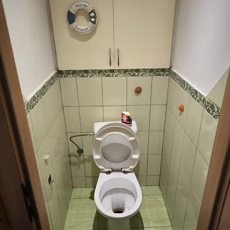 Jana Jonasa 19 *