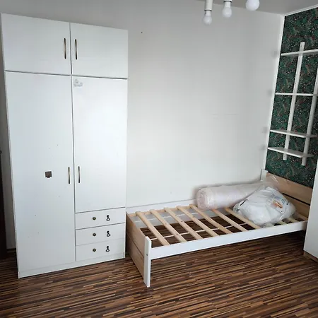 Jana Jonasa 19 Zahorska Bystrica